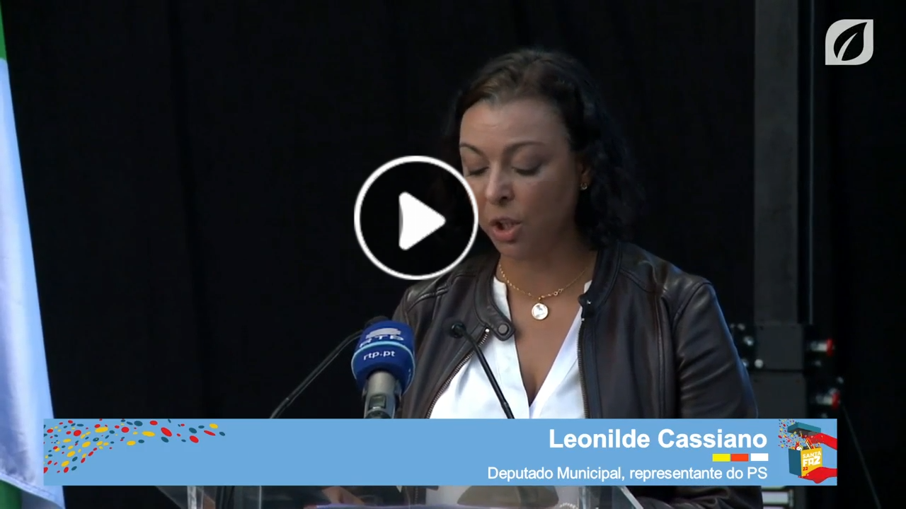 Leonilde Cassiano usa da palavra para intervir neste dia em que se celebra o município
